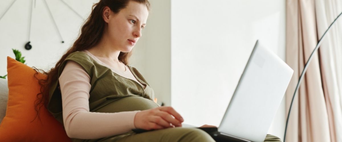 Todo lo que necesitas en tus clases online para embarazadas